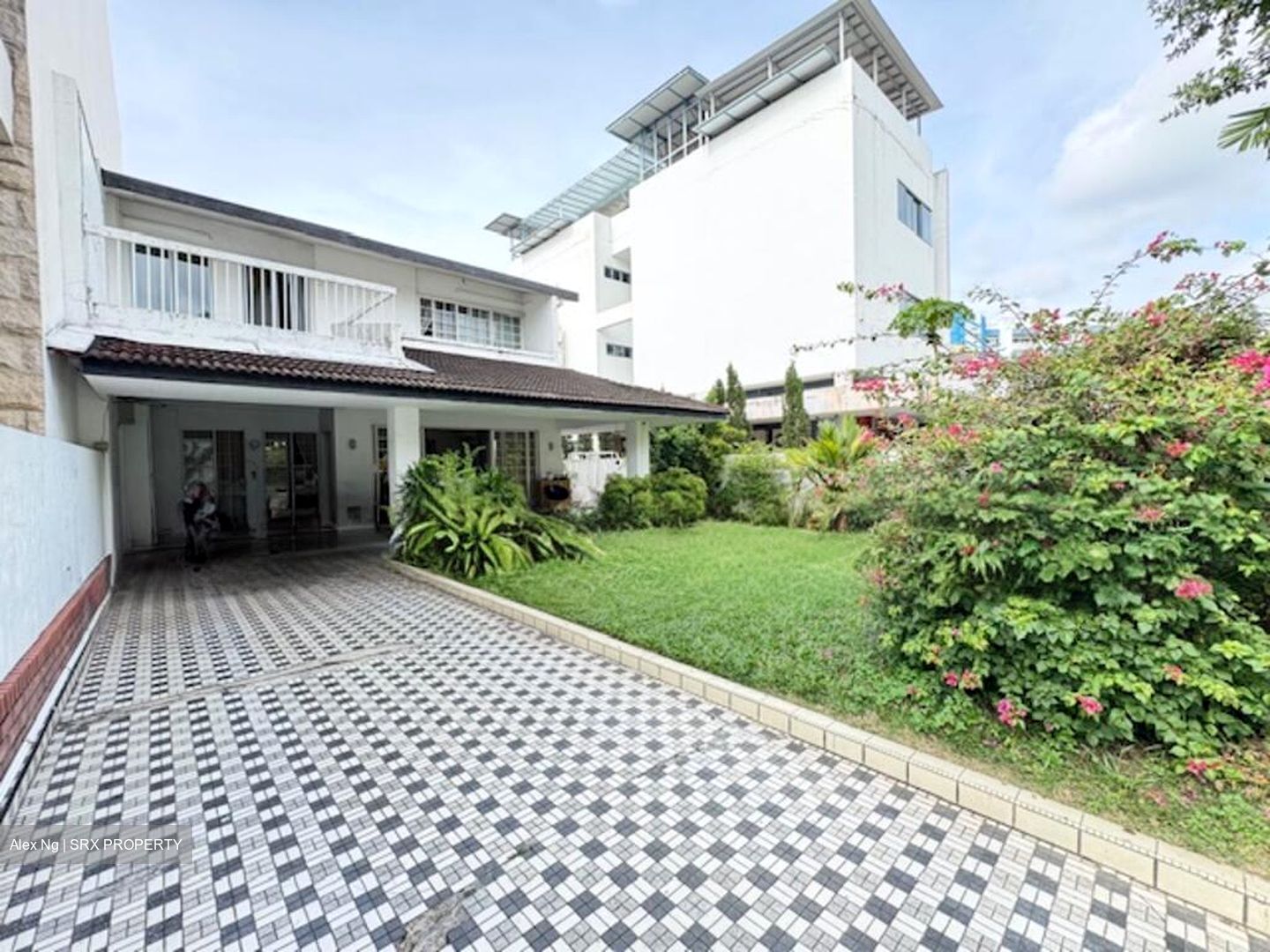 Peakview Estate (D16), Semi-Detached #504239541